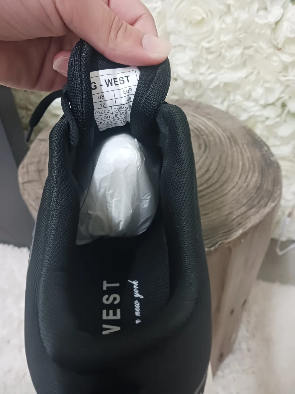 Men's Black and White Performance Running Sneakers